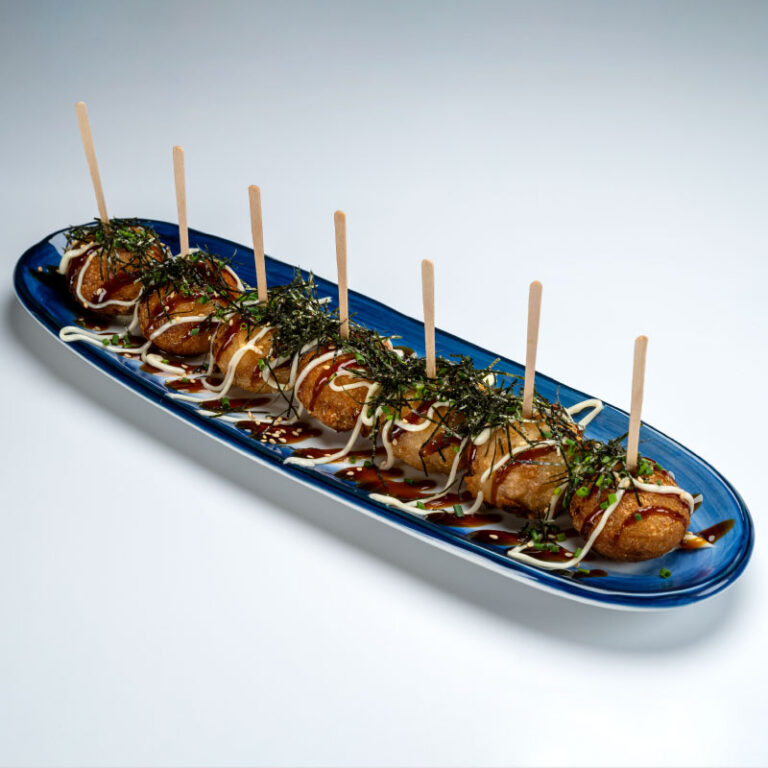 Takoyaki -Octopus Balls-